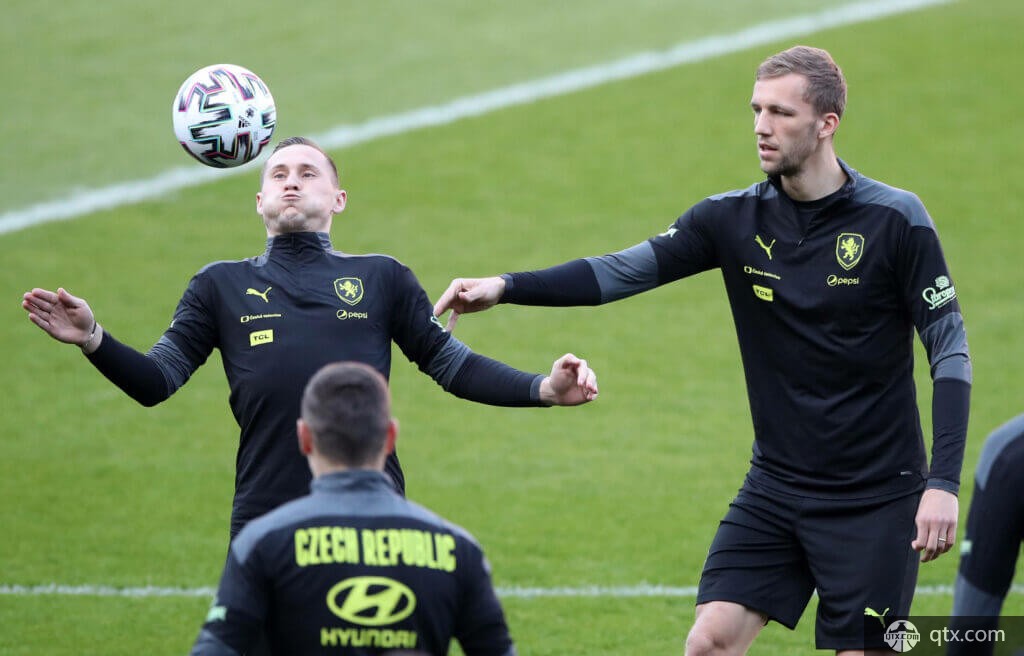 打入一记世 打入一记世