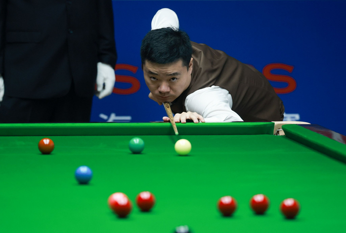 尤其是队内 尤其是队内