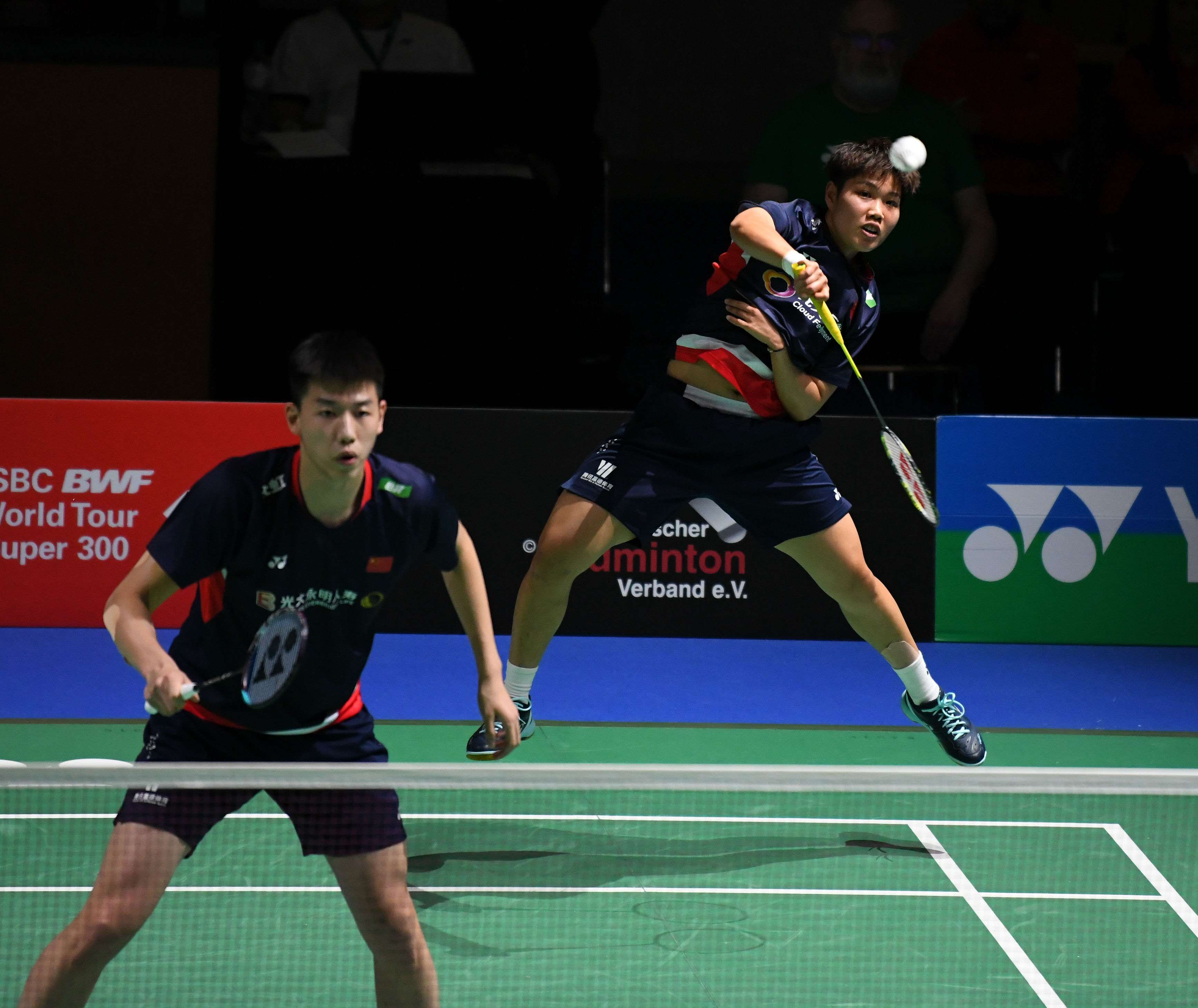 亚球队的比 亚球队的比