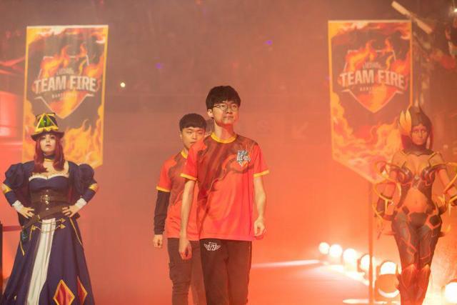 新加坡的攻 新加坡的攻