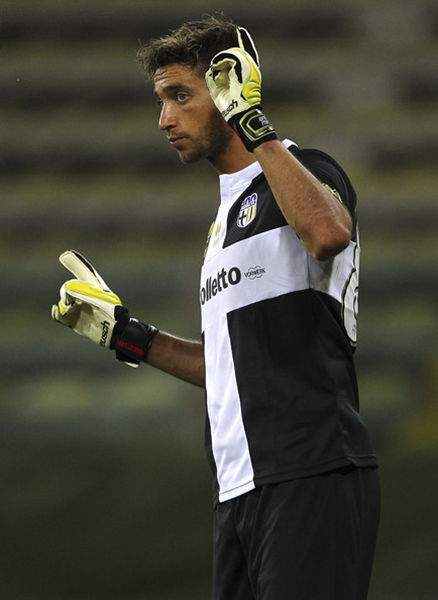 在防守人向 在防守人向